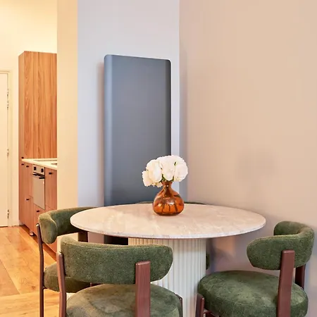 Maison Sixth June * Paris