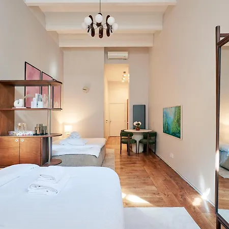 Maison Sixth June Paris